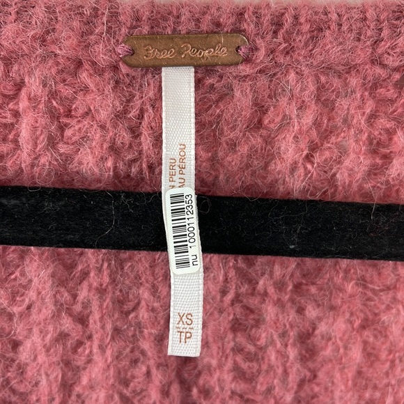 FRE PEOPLE MOON BEAN CROPPED ALPACA SWEATER - Picture 4 of 7